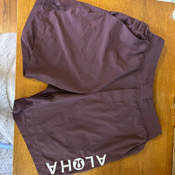 lululemon athletica Other - Aloha Lululemon Men's Shorts - T.H.E. Linerless Shorts 7" Plum - Size Medium